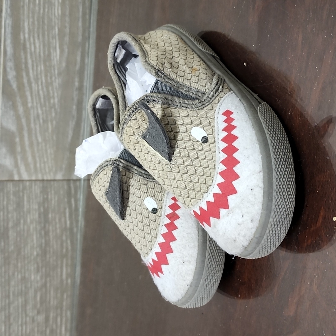 Carters Flex Shark Slip On Shoes Size 12